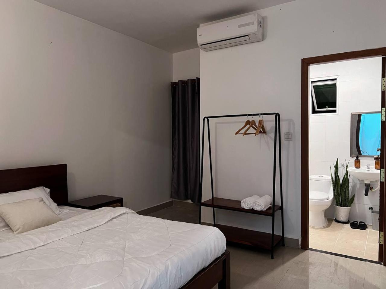 D32 Homestay Near Airport Behind Brown Coffee Airport Phnom Penh Eksteriør billede