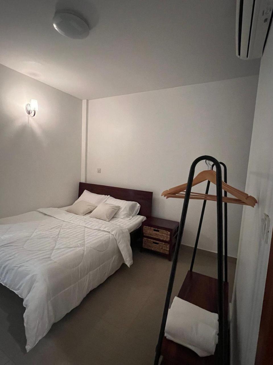 D32 Homestay Near Airport Behind Brown Coffee Airport Phnom Penh Eksteriør billede