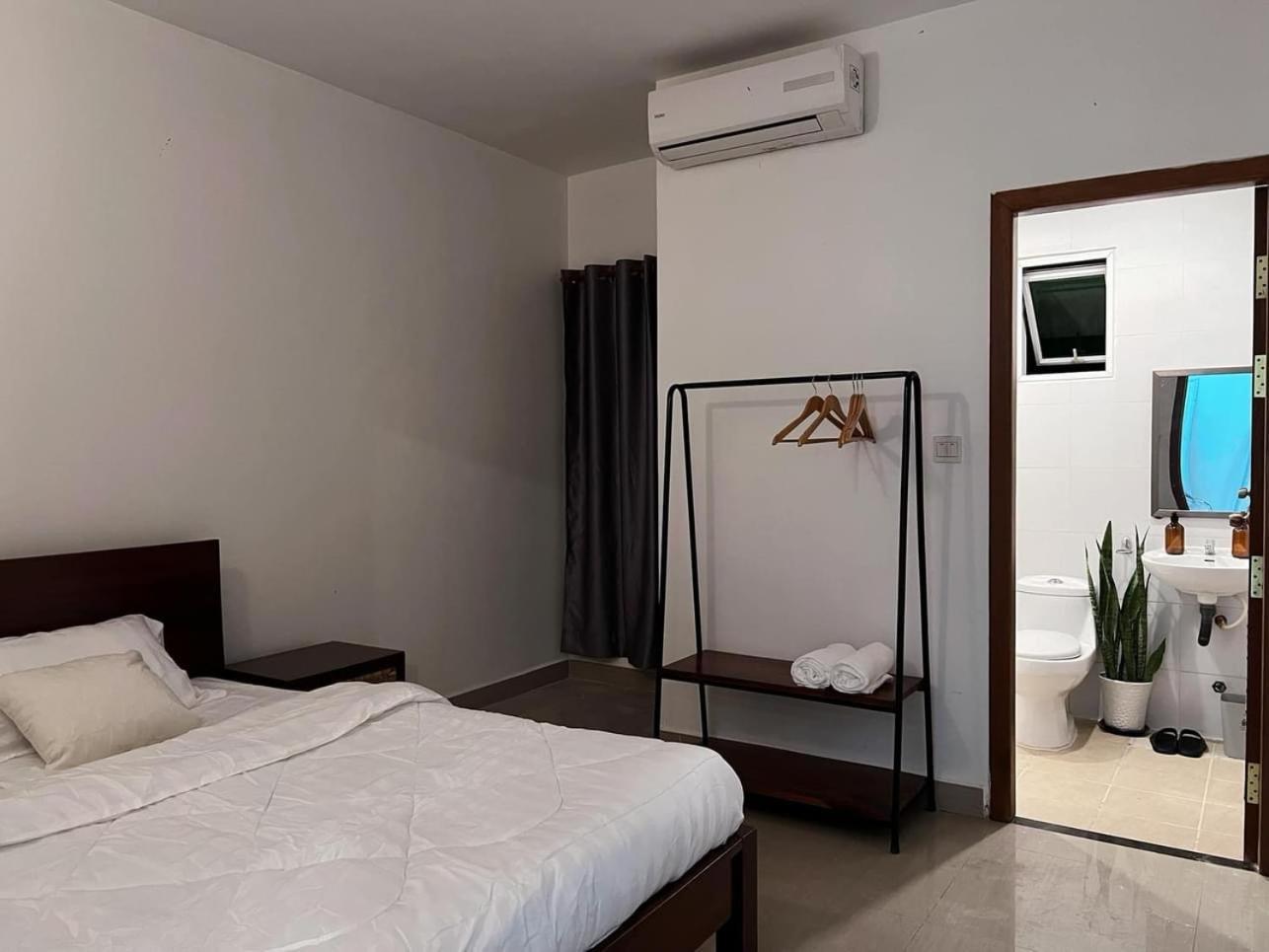 D32 Homestay Near Airport Behind Brown Coffee Airport Phnom Penh Eksteriør billede