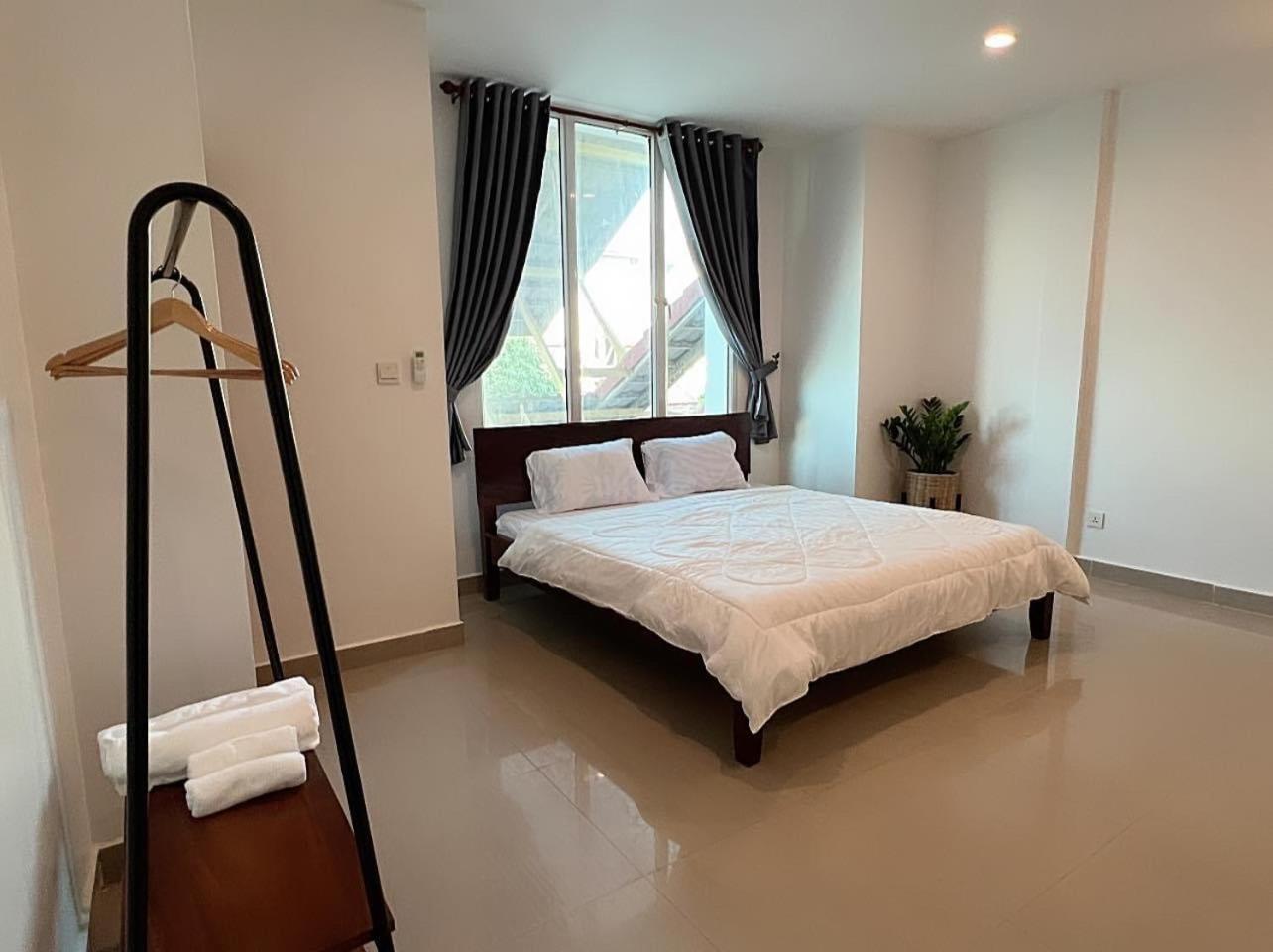 D32 Homestay Near Airport Behind Brown Coffee Airport Phnom Penh Eksteriør billede